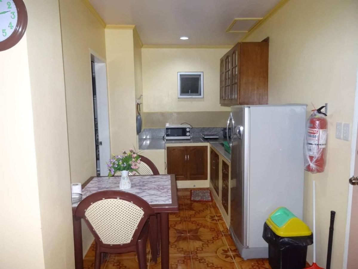 Julz Tropical Apartments Olongapo Luaran gambar