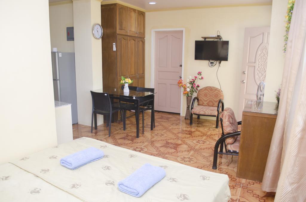Julz Tropical Apartments Olongapo Luaran gambar