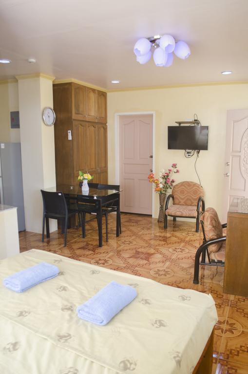 Julz Tropical Apartments Olongapo Luaran gambar